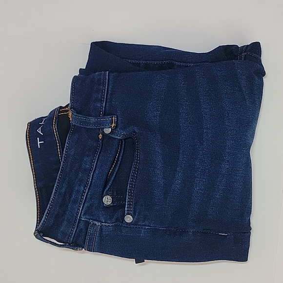 Tahari Skinny Jeans/ 4/27. - Picture 8 of 9